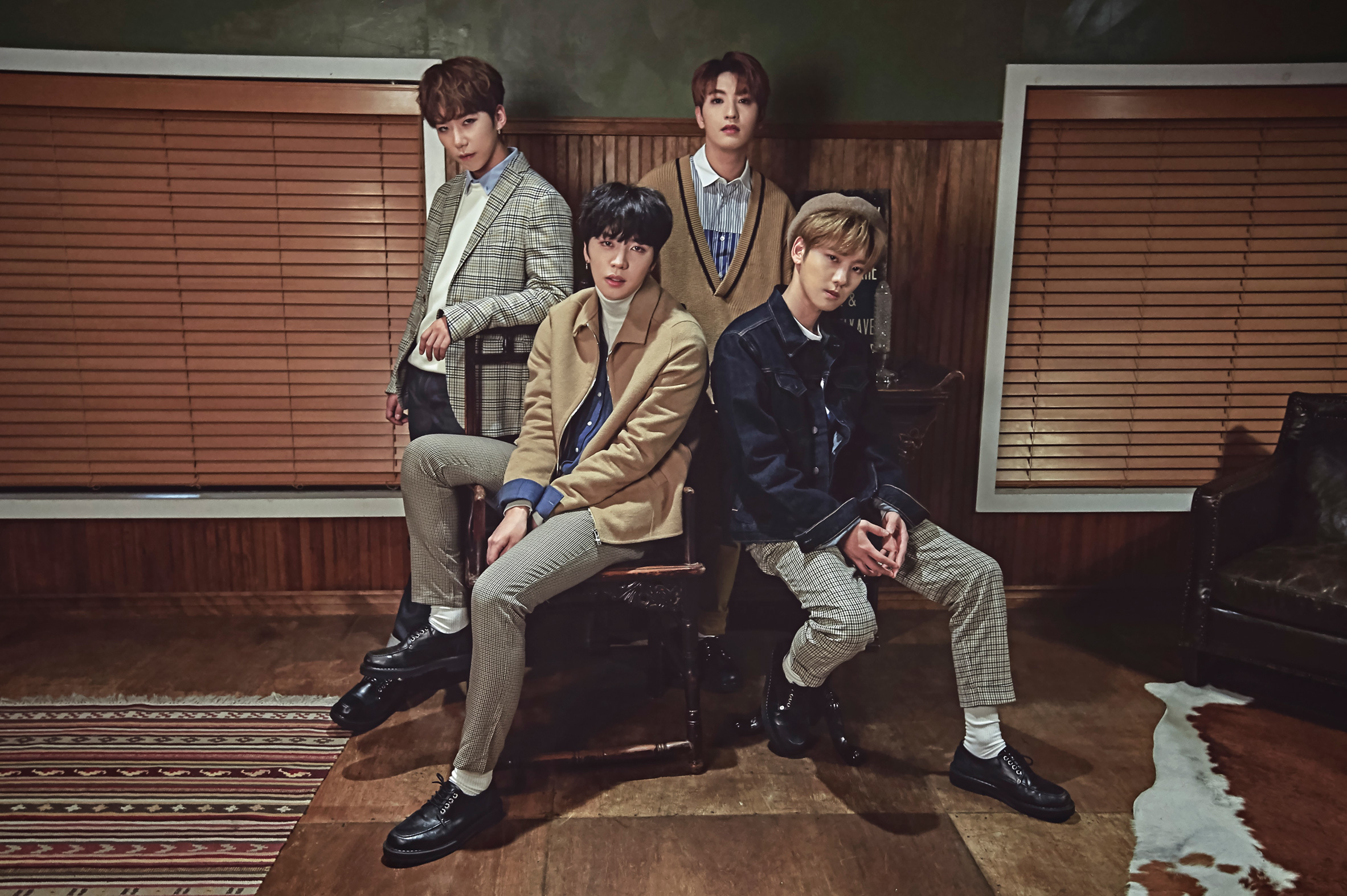 100% Japan 5th Single 『28℃』初回限定盤(全員サイン会応募専用)