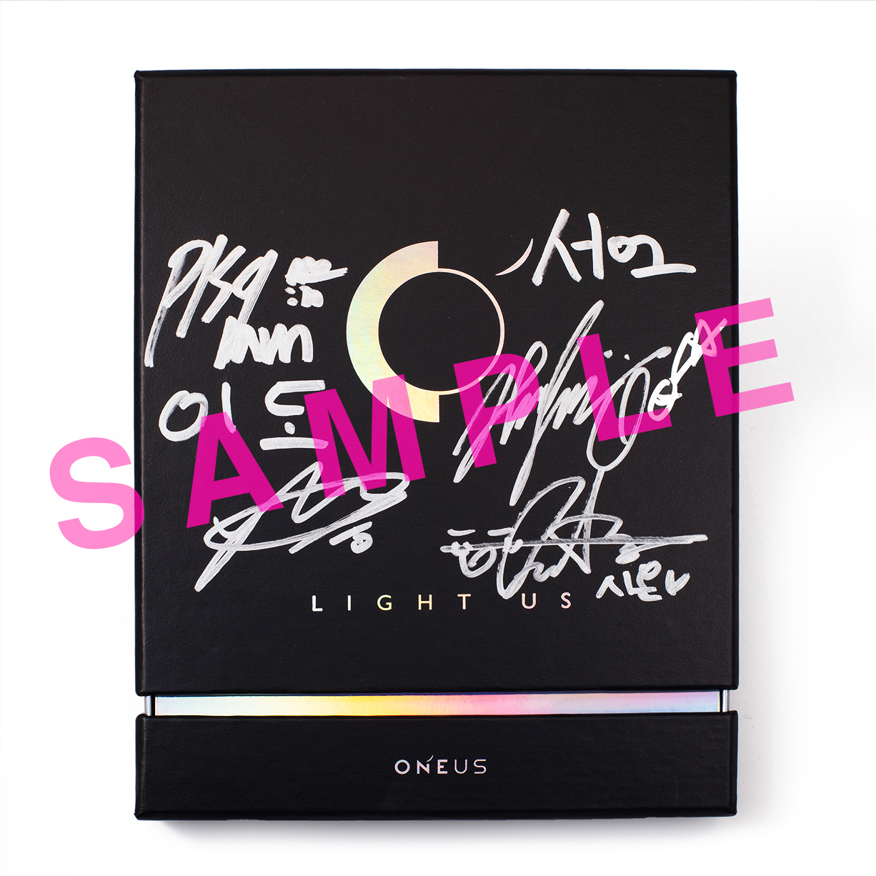 【予約】Light Us: 1st Mini Album 全メンバーサイン入り(KCON 5/18(土)ハイタッチ会抽選受付用)